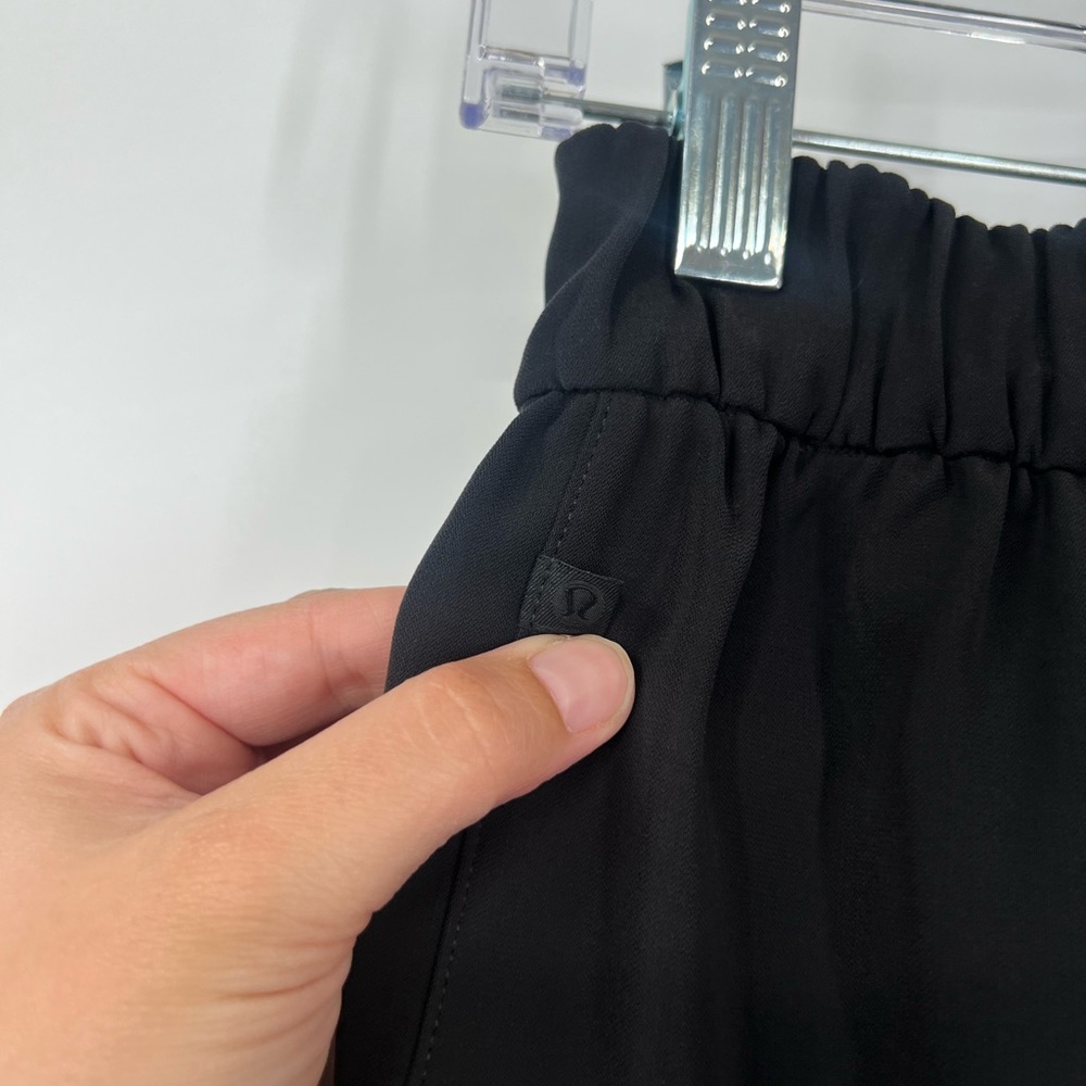 Lululemon Noir Crop Pants in Black High Rise - Picture 6 of 8
